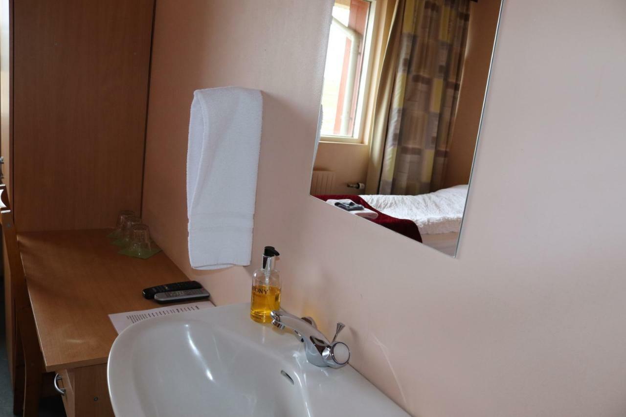 Hotel Hvitserkur Hvammstangi Ngoại thất bức ảnh