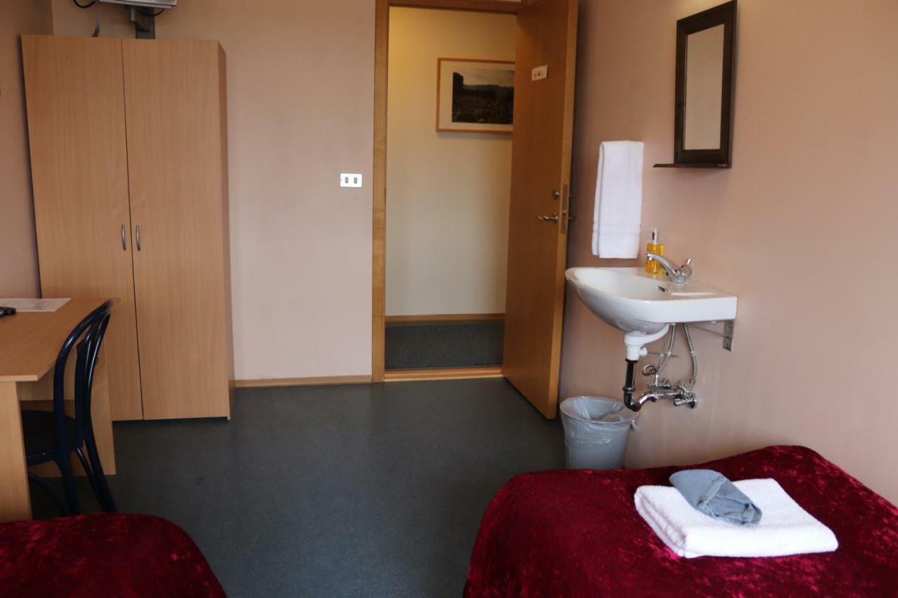Hotel Hvitserkur Hvammstangi Ngoại thất bức ảnh